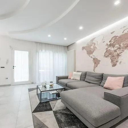 Lejlighed Con Giardino In Piena Citta Modena